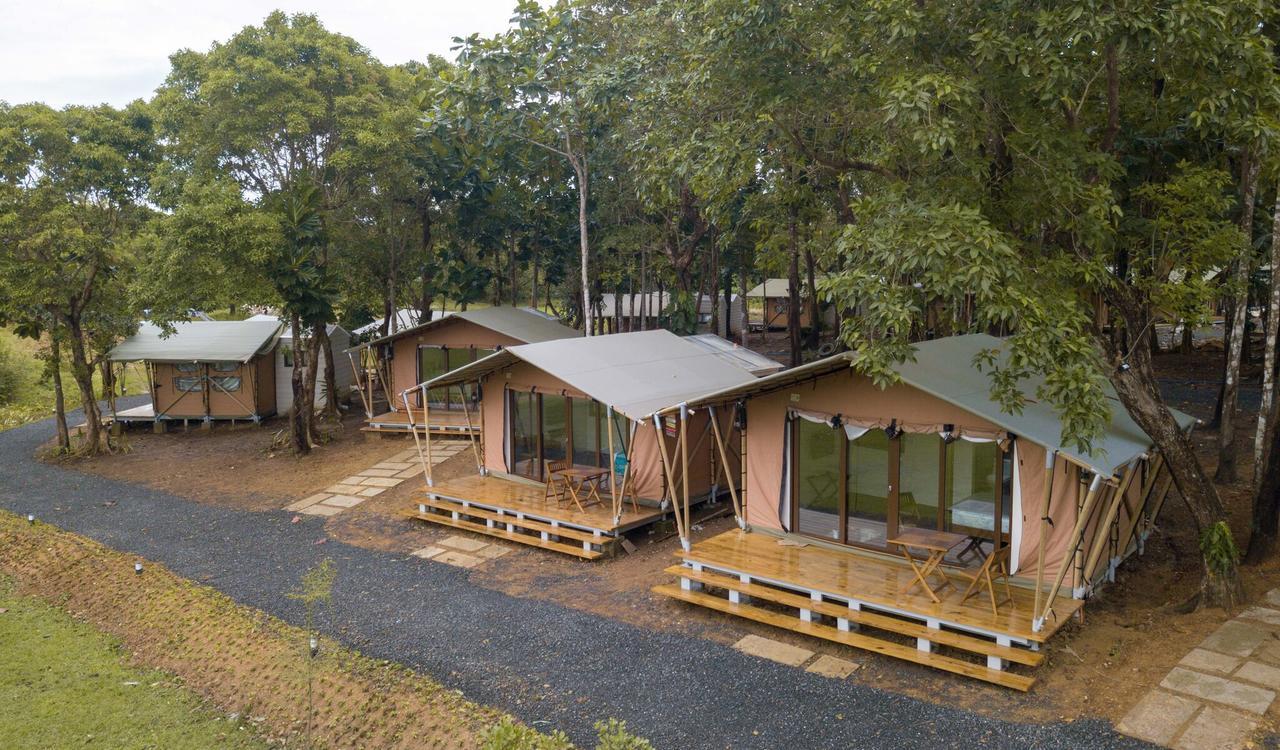 Solina Beach & Nature Resort Carles Zewnętrze zdjęcie