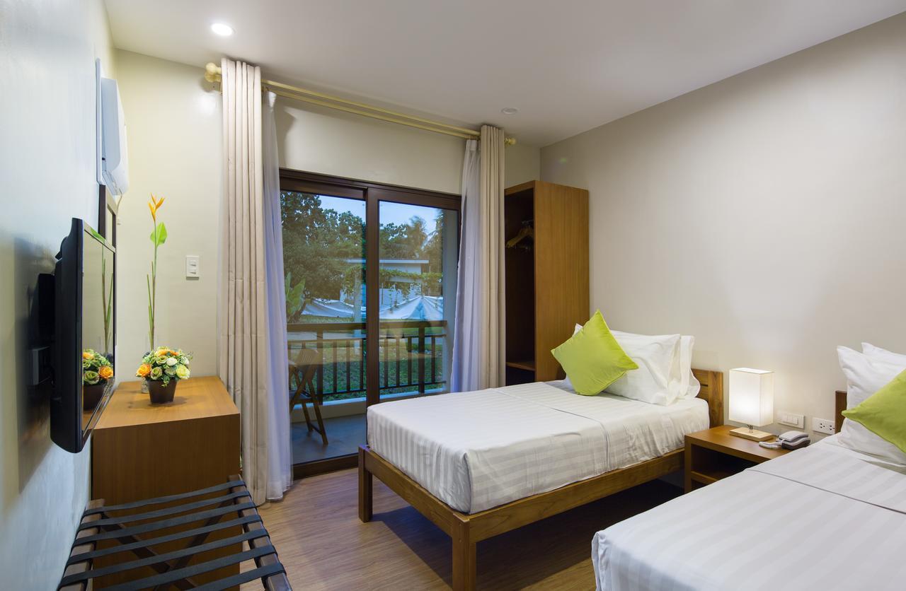 Solina Beach & Nature Resort Carles Zewnętrze zdjęcie