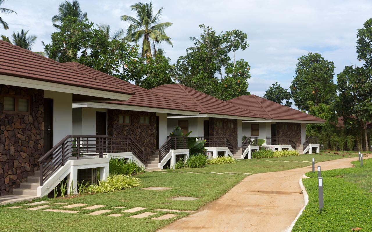 Solina Beach & Nature Resort Carles Zewnętrze zdjęcie
